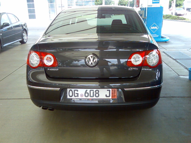 VW PASSAT (2007)