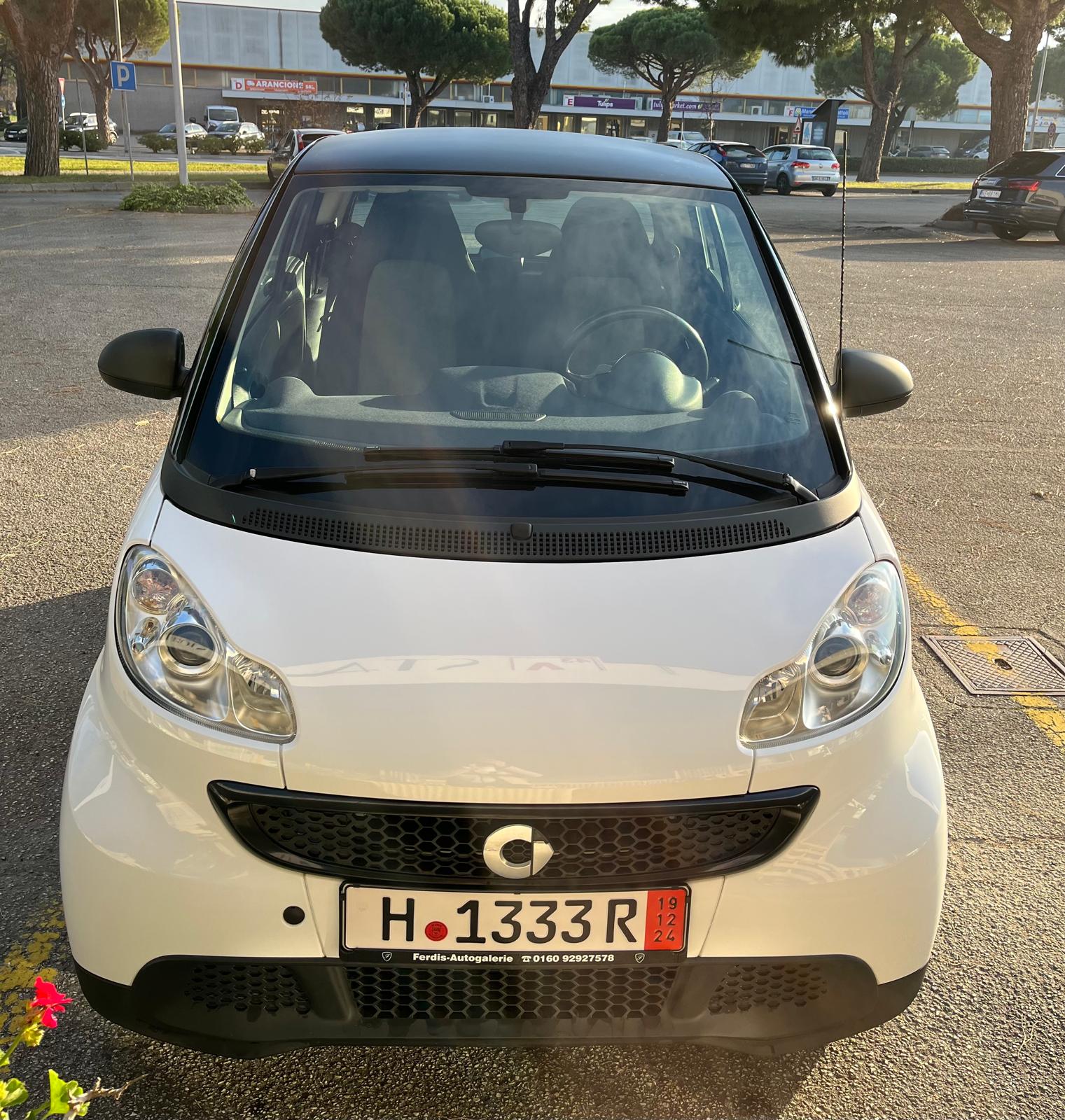 Smart Coupé mhd Pure bianca del 2013