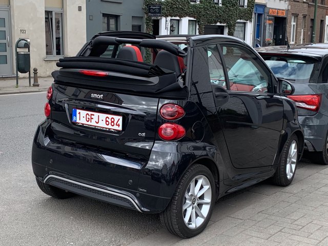Smart Fortwo Cabrio cdi nera del 2019